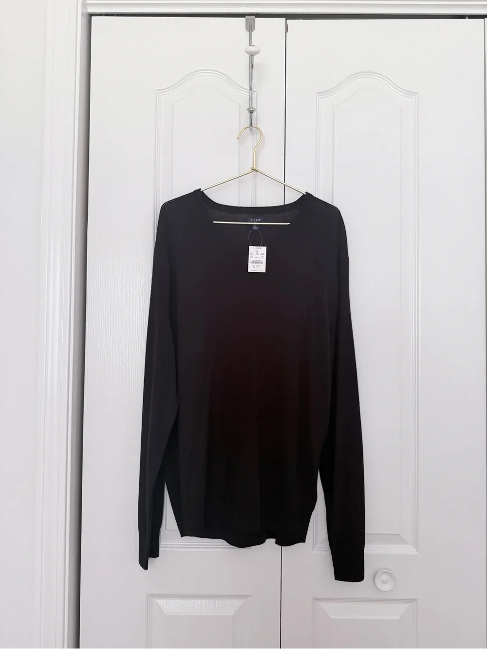 NWT J. Crew Men's Machine-washable merino wool-blend V-neck sweater Black XL